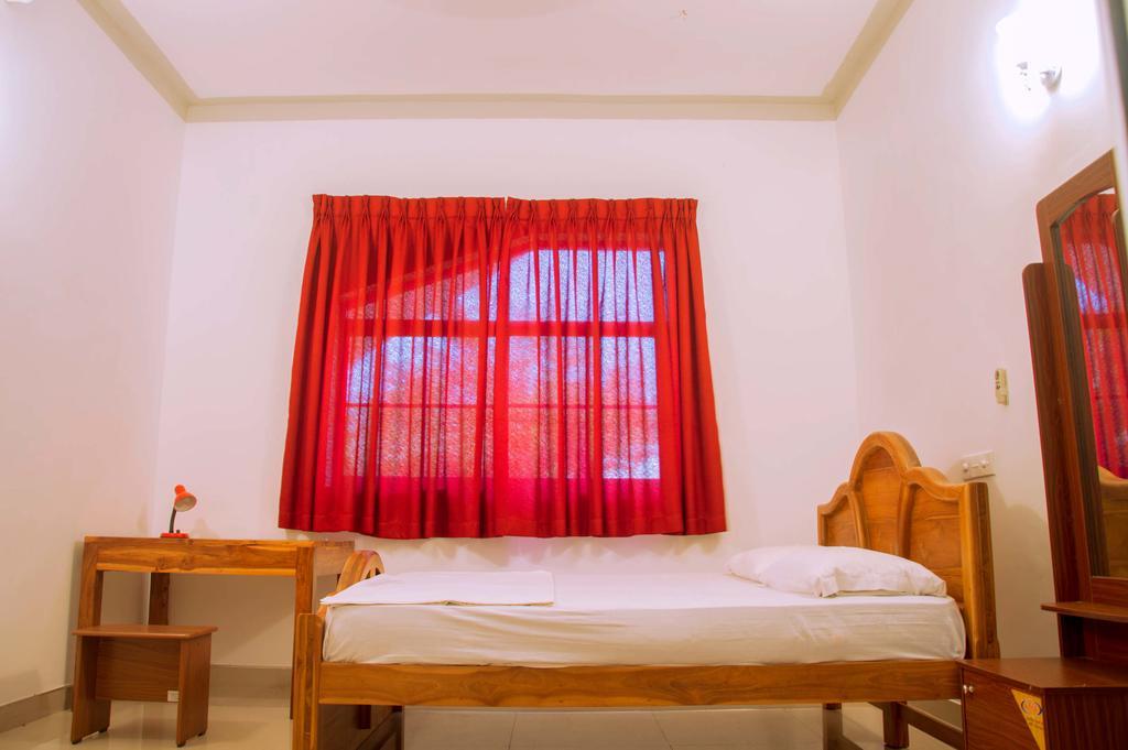 Saffron Guest Inn Polonnaruwa Bagian luar foto