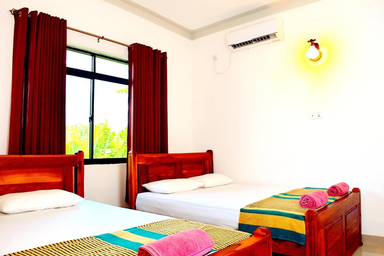 Saffron Guest Inn Polonnaruwa Bagian luar foto