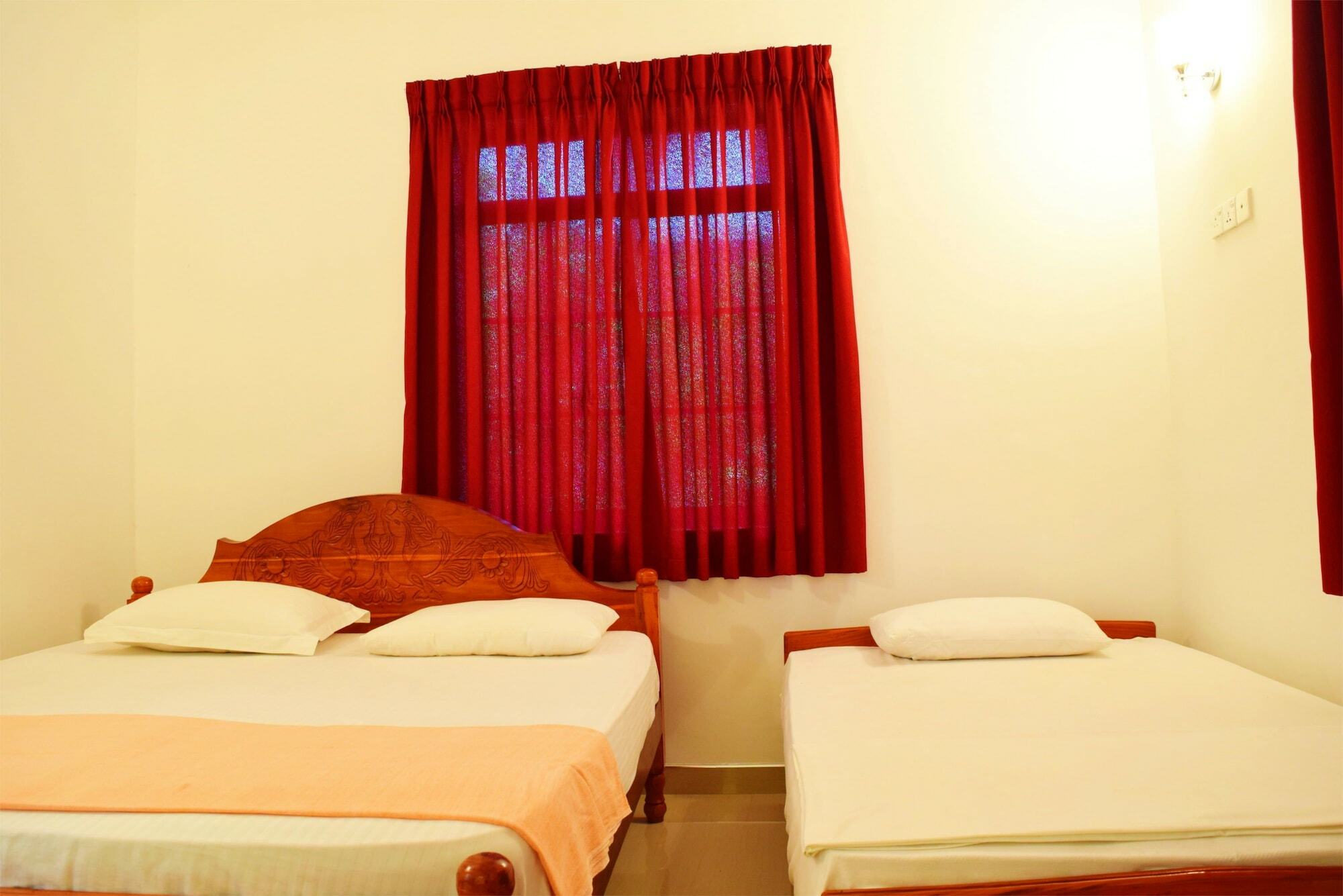 Saffron Guest Inn Polonnaruwa Bagian luar foto